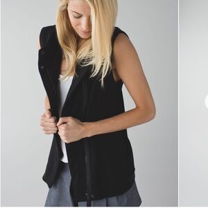 Lululemon Versa Vest Black size 6